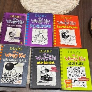 Diary of a Wimpy Kid Book Collection - Multicolor